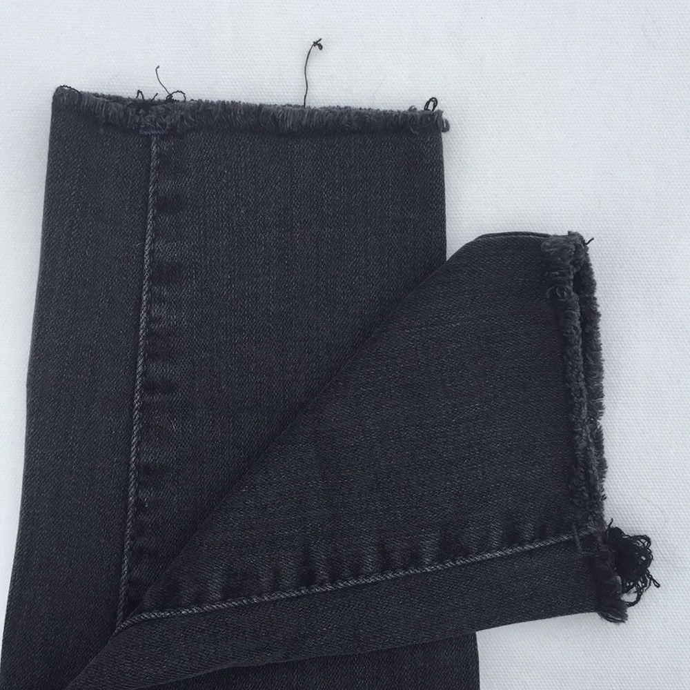Levi's skinny black jeans ripped knees raw hem - Picture 7 of 7